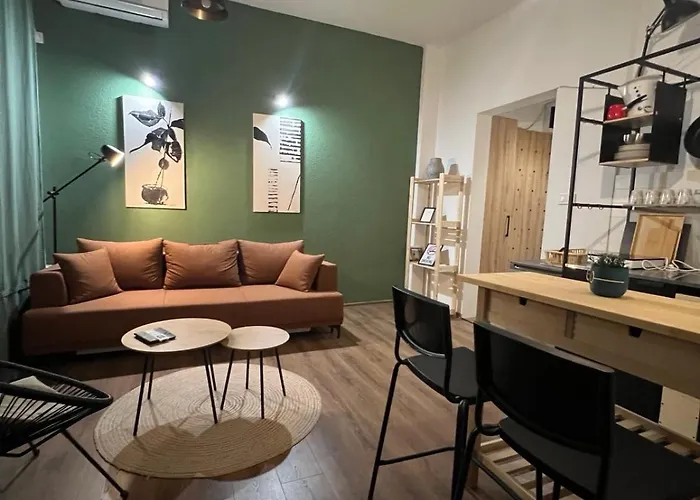 Central Cozy Apartment